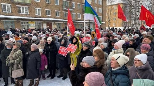 Митинг жительни:ц поселка Жешарт 22 февраля 2026 года