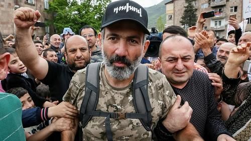 В апреле 2018 года Никол Пашинян организовал акции протеста против назначения премьер-министром Сержа Саргсяна