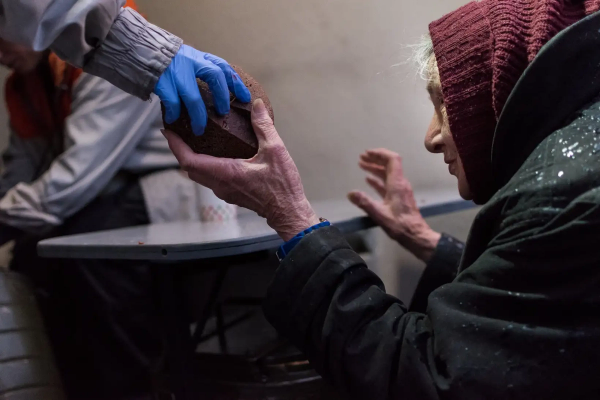 Изображение-Бездомные в России: сколько их на самом деле и как им помогают?